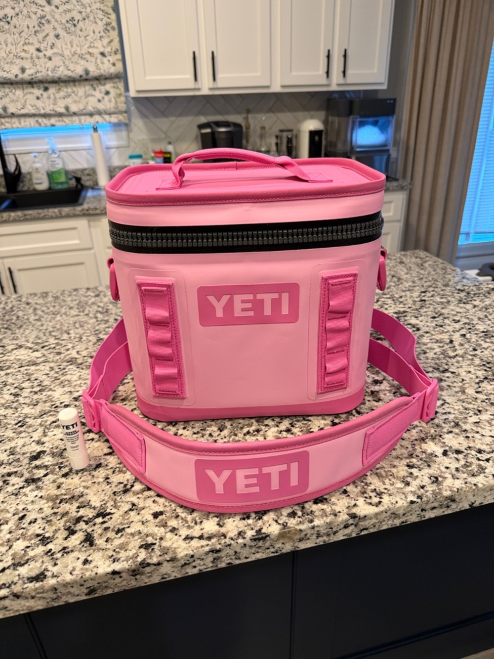 YETI Power Pink Hopper Flip 8 NWOT